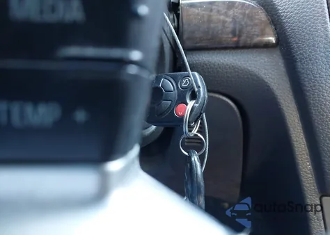 2006 Mercury Milan Premier из США, поврежденный, VIN 3MEFM08196R609042